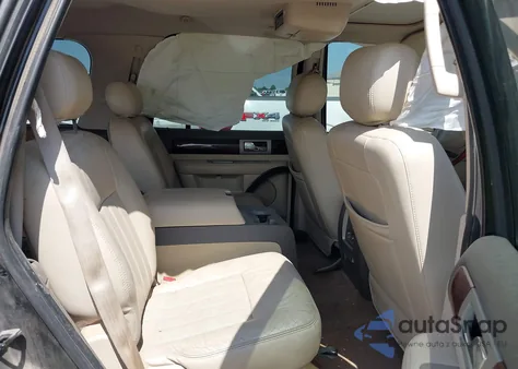 2004 Lincoln Navigator z USA, uszkodzony, nr VIN 5LMFU28RX4LJ31799